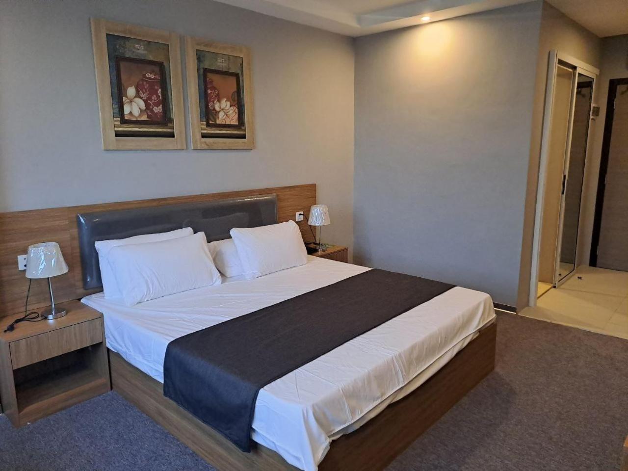 Lavida Bed & Breakfast Abidjan Exterior photo